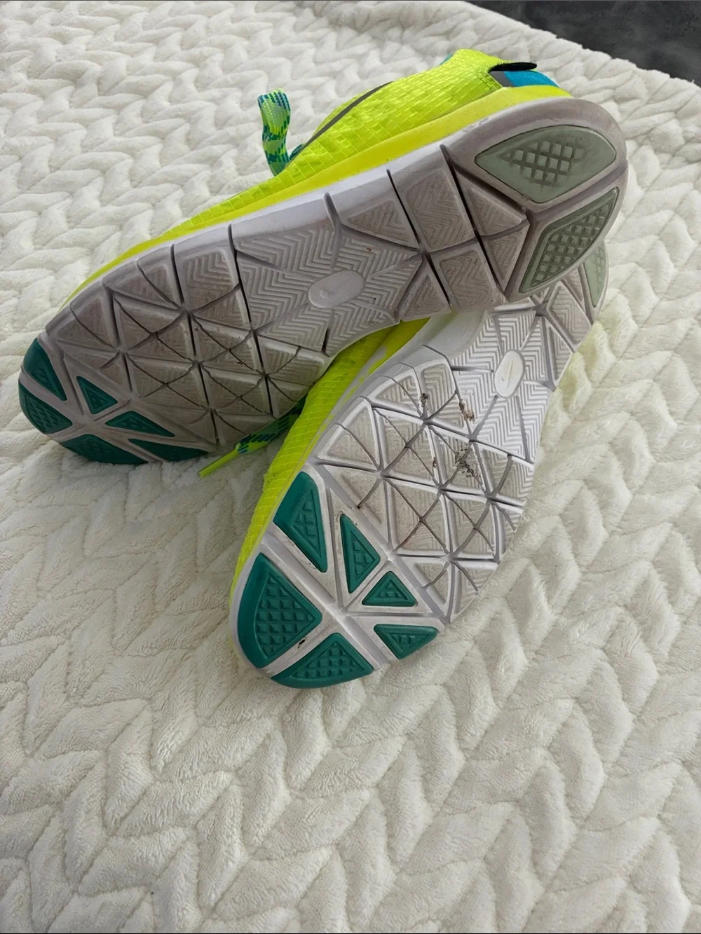 Nike Neon Yellow & Teal Running Shoes